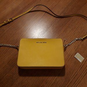 Michael Kors Jet Set Leather Crossbody Buttercup Yellow